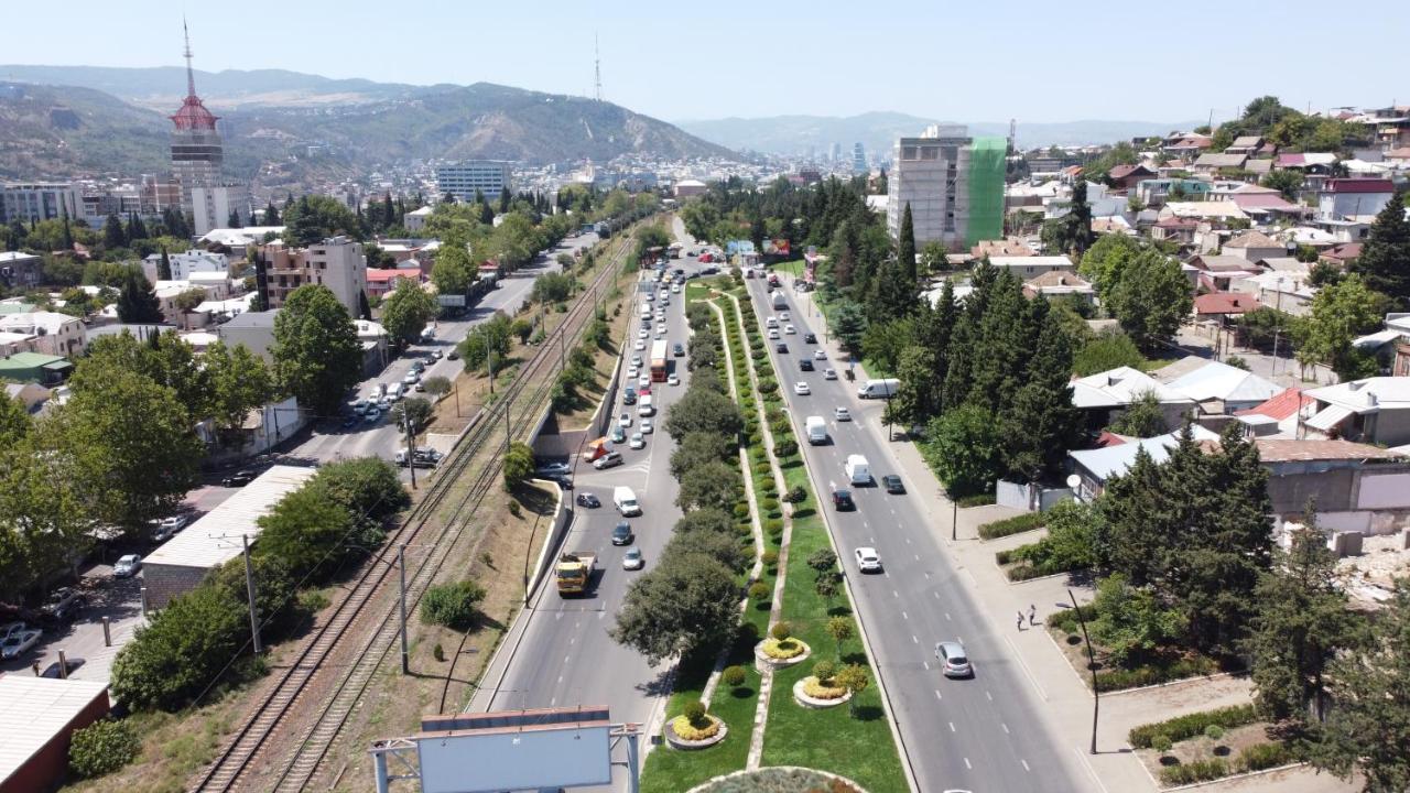 بيت الضيافة سبارتاك تبليسي المظهر الخارجي الصورة